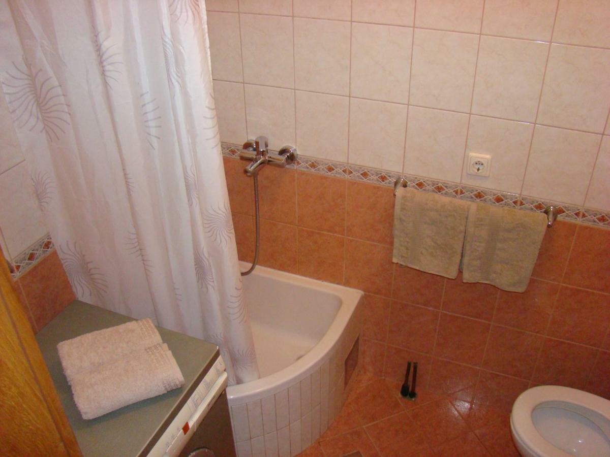 Apartments Ledic Krvavica Luaran gambar